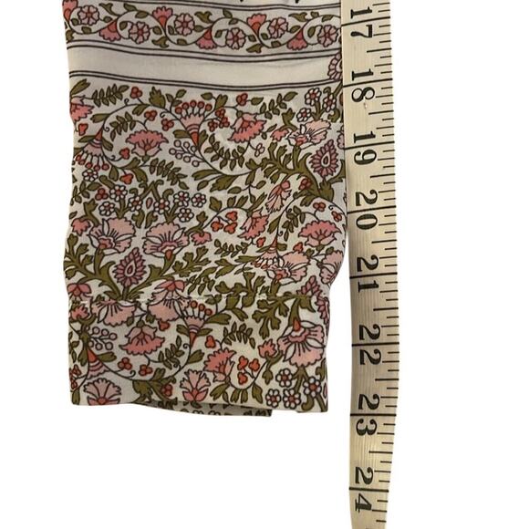 *NWOT* LIMITED Edition Floral Patterned Women's Top | Size 6 - Picture 9 of 9
